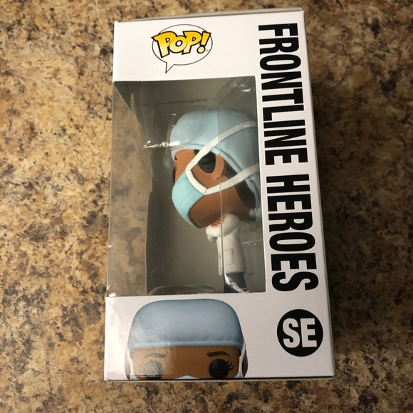 Funko Pop! Frontline Heroes - Picture 6 of 6